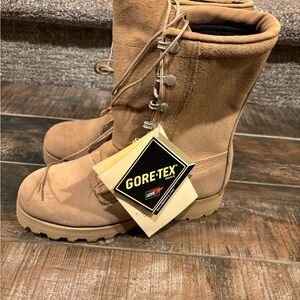 GORE-TEX Intermediate Cold/Wet Boots